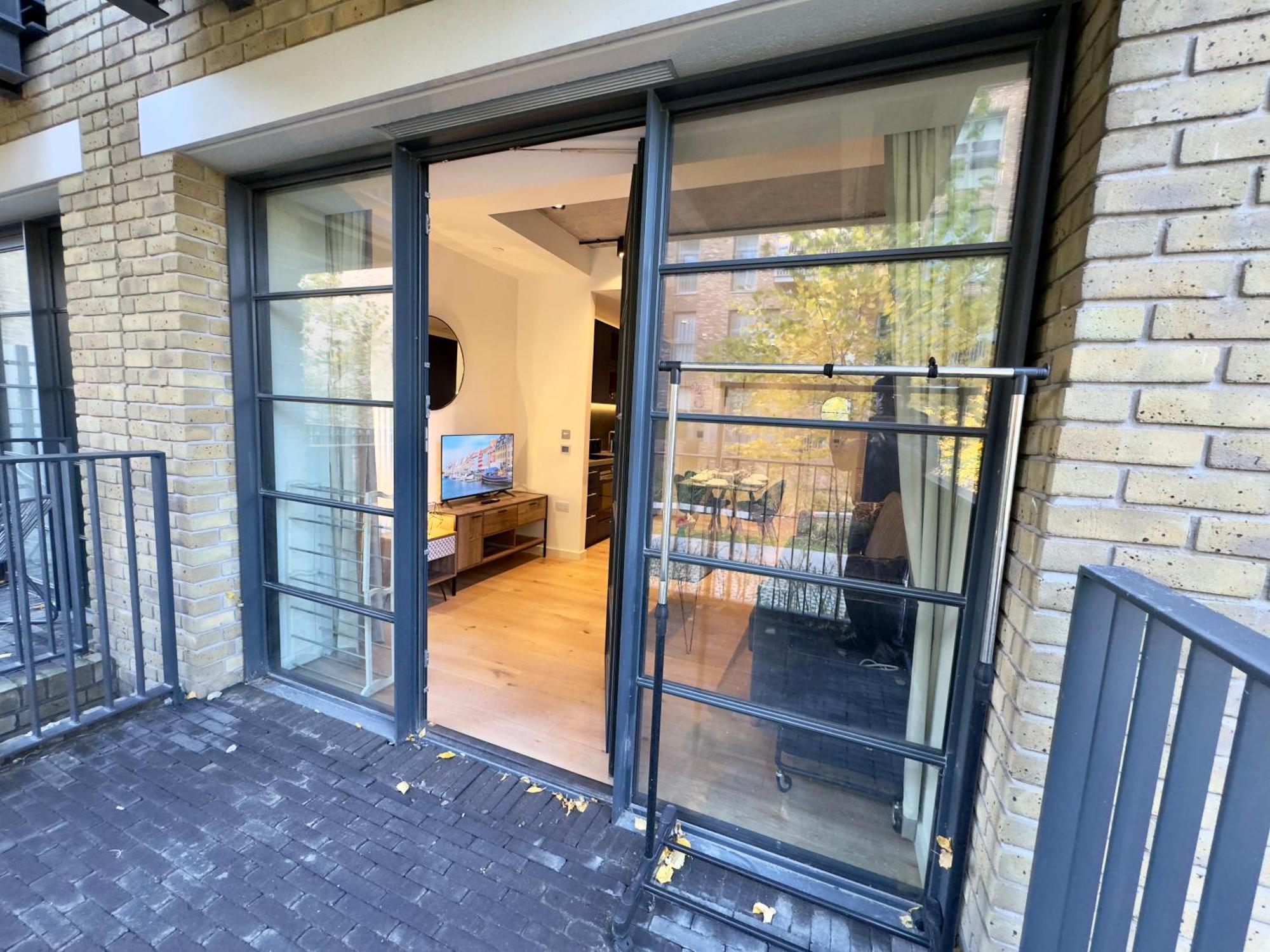 Amazing Cosy Apartment, Next To O2 Arena And Close To London Excel, Secure Parking 外观 照片